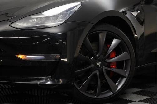 2020 Tesla Model 3 Performance