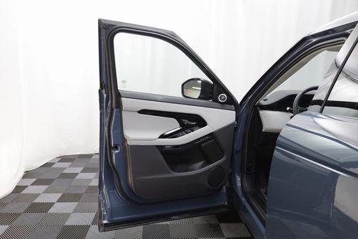 2024 Land Rover Range Rover Evoque Core S