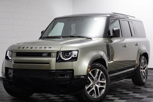 2025 Land Rover Defender 130 P400 X-Dynamic SE