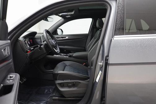 2024 Volkswagen Atlas Cross Sport 2.0T SEL Premium