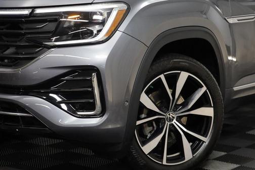 2024 Volkswagen Atlas Cross Sport 2.0T SEL Premium