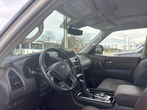 2023 INFINITI QX80 PREMIUM SELECT AWD