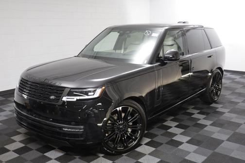 Black 2026 Land Rover Range Rover SE