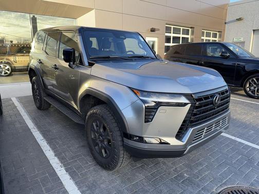 Atomic Silver 2025 Lexus GX 550 Overtrail+