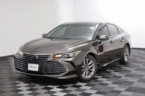2019 Toyota Avalon XLE
