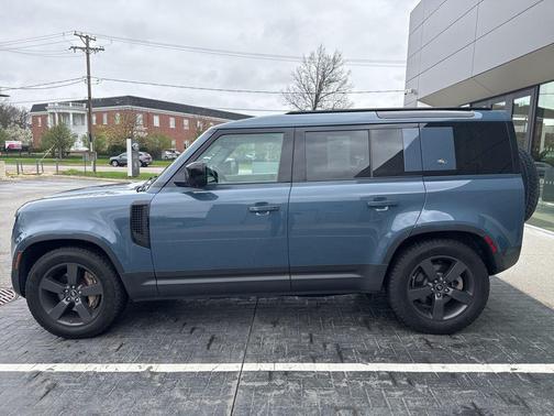 Tasman Blue Metallic 2020 Land Rover Defender 110 HSE