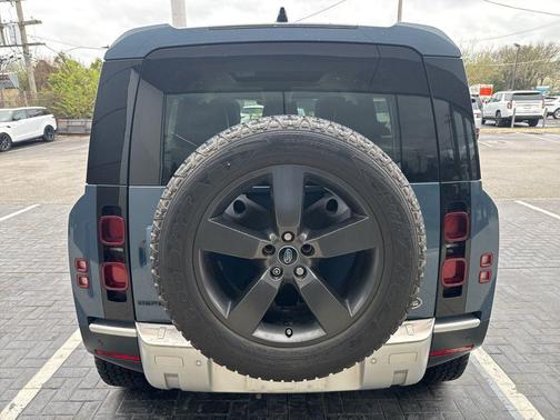 Tasman Blue Metallic 2020 Land Rover Defender 110 HSE