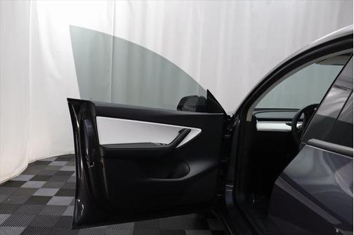2020 Tesla Model Y Long Range Dual Motor All-Wheel Drive