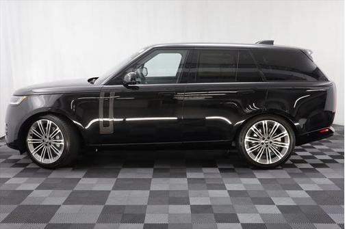 2025 Land Rover Range Rover P530 SE