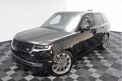 2025 Land Rover Range Rover P530 SE