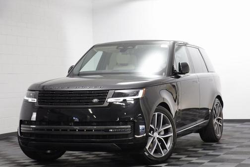 2025 Land Rover Range Rover P400 SE