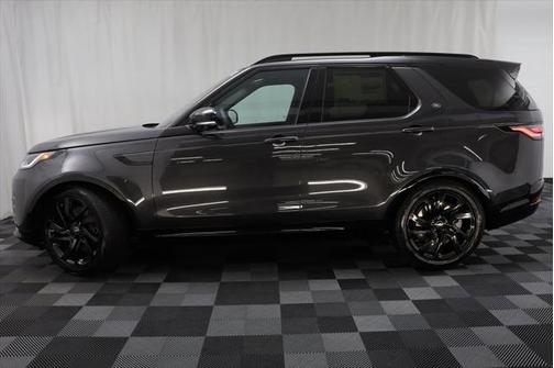 2025 Land Rover Discovery Dynamic SE