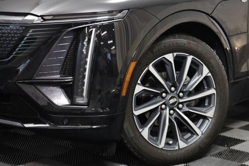 2024 Cadillac LYRIQ Sport