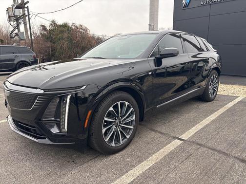 2024 Cadillac LYRIQ Sport