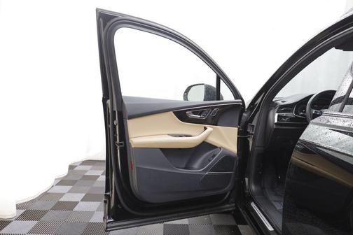 2023 Audi Q7 55 Prestige