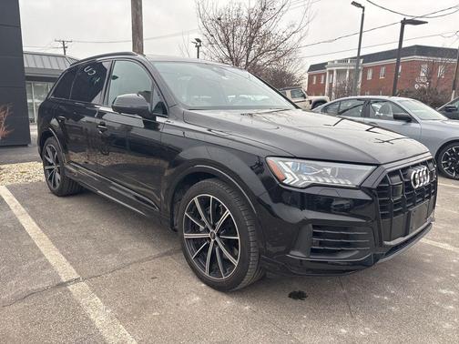 2023 Audi Q7 55 Prestige