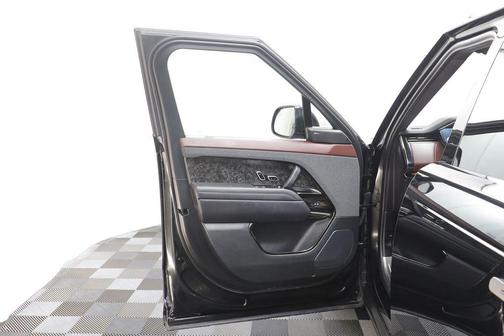 2023 Land Rover Range Rover Sport SE