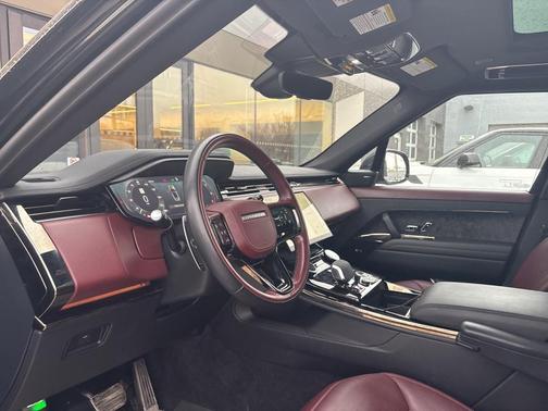 2023 Land Rover Range Rover Sport SE