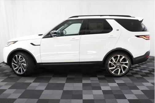 2025 Land Rover Discovery P300 S
