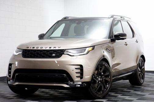 2025 Land Rover Discovery P300 Dynamic SE