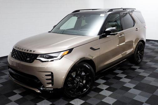 2025 Land Rover Discovery P300 Dynamic SE