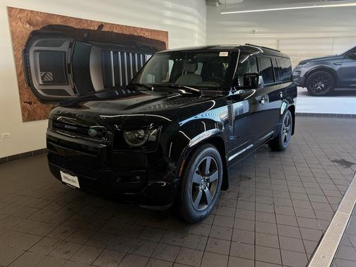 2025 Land Rover Defender 130 P400 X-Dynamic SE