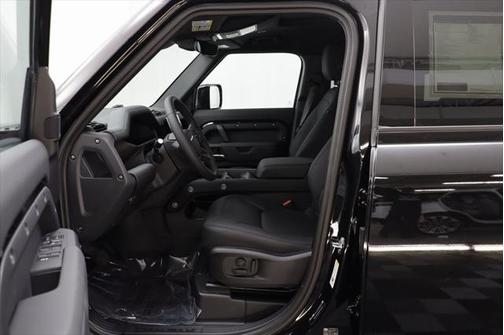 2025 Land Rover Defender S