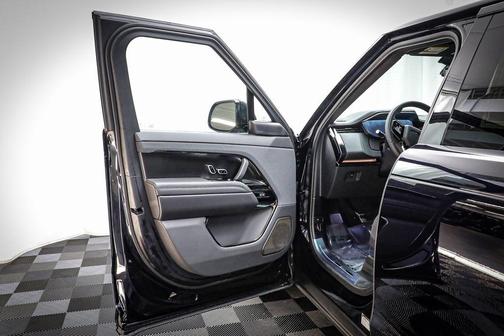 2025 Land Rover Range Rover Sport P635 SV Edition Two