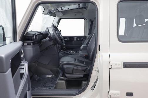 2024 INEOS Grenadier Fieldmaster