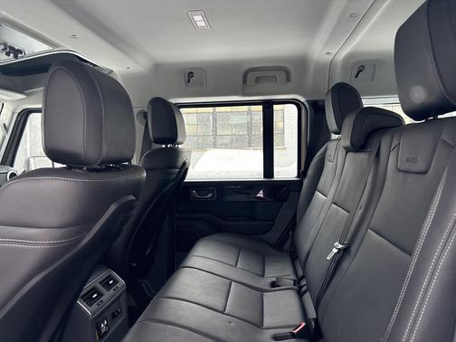 2024 INEOS Grenadier Fieldmaster