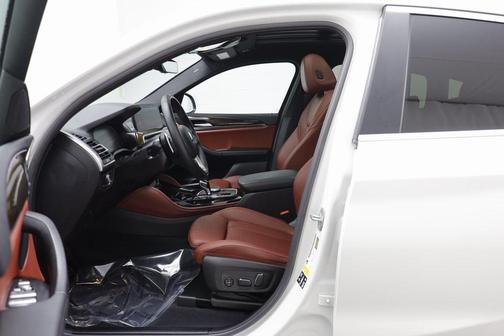 2024 BMW X4 xDrive30i