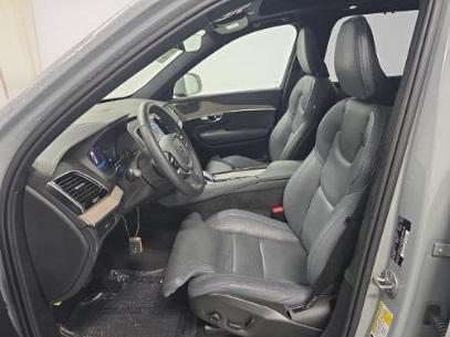 2024 Volvo XC90 B6 Ultimate Bright Theme 7-Seater