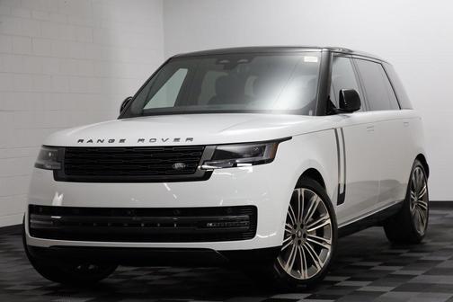 2025 Land Rover Range Rover P530 SE 7 Seat