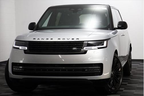 2025 Land Rover Range Rover P530 SE 7 Seat