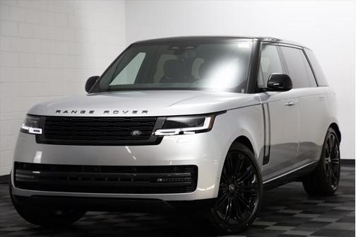 2025 Land Rover Range Rover P530 SE 7 Seat