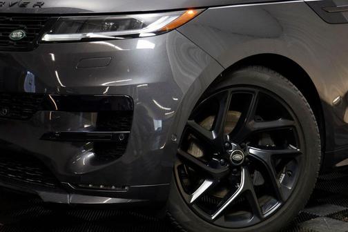 2023 Land Rover Range Rover Sport SE