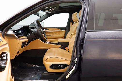 2024 Jeep Grand Cherokee L Summit Reserve