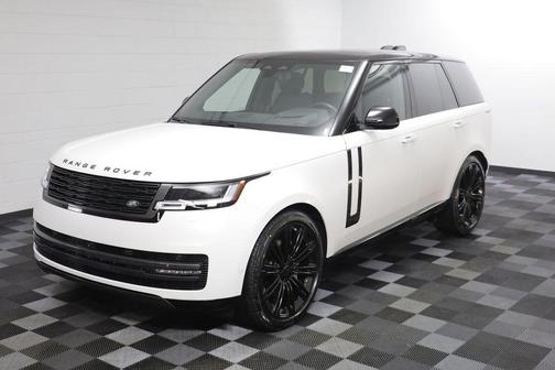 2026 Land Rover Range Rover SE
