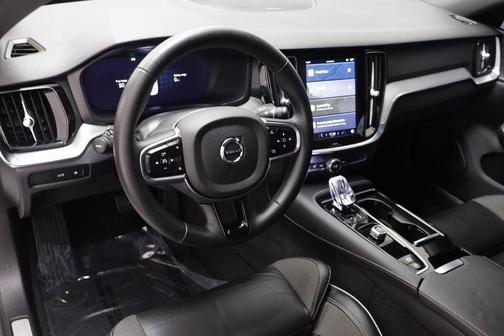2024 Volvo S60 Recharge Plug-In Hybrid T8 Plus Black Edition