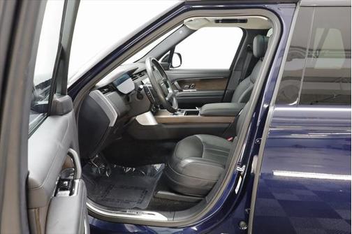 2023 Land Rover Range Rover P530 SE