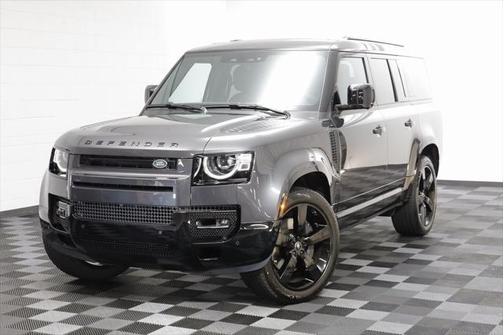 2025 Land Rover Defender 130 P400 X-Dynamic SE