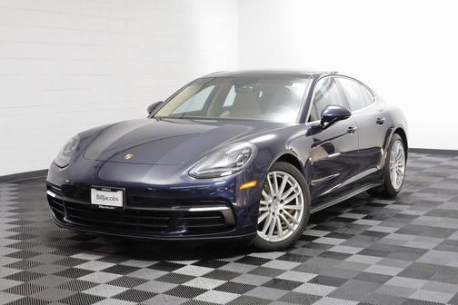 2018 Porsche Panamera 4