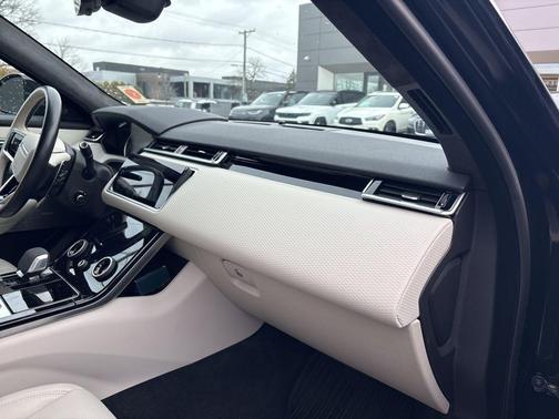 2023 Land Rover Range Rover Velar P400 HST