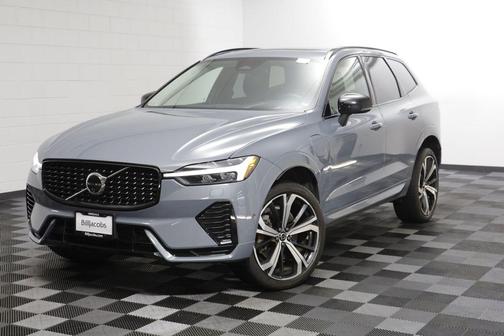 Thunder Grey Metallic 2024 Volvo XC60 Recharge Plug-In Hybrid T8 Ultimate Dark Theme
