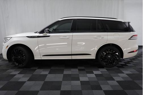 2023 Lincoln Aviator Reserve AWD