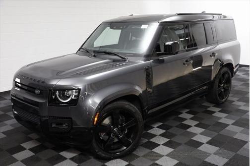 2025 Land Rover Defender V8