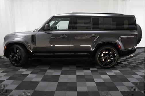 2025 Land Rover Defender V8