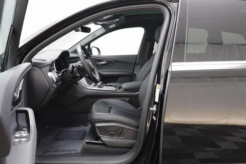 2023 Audi Q7 55 Prestige