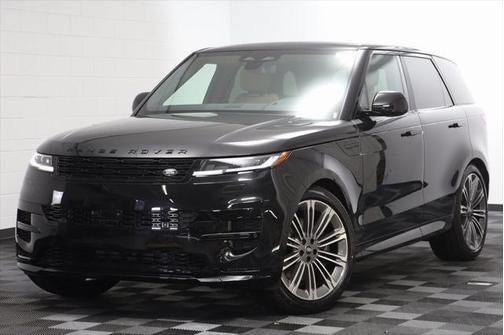 2025 Land Rover Range Rover Sport SE