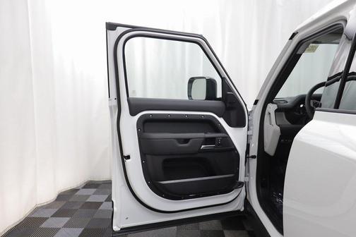 2026 Land Rover Defender S